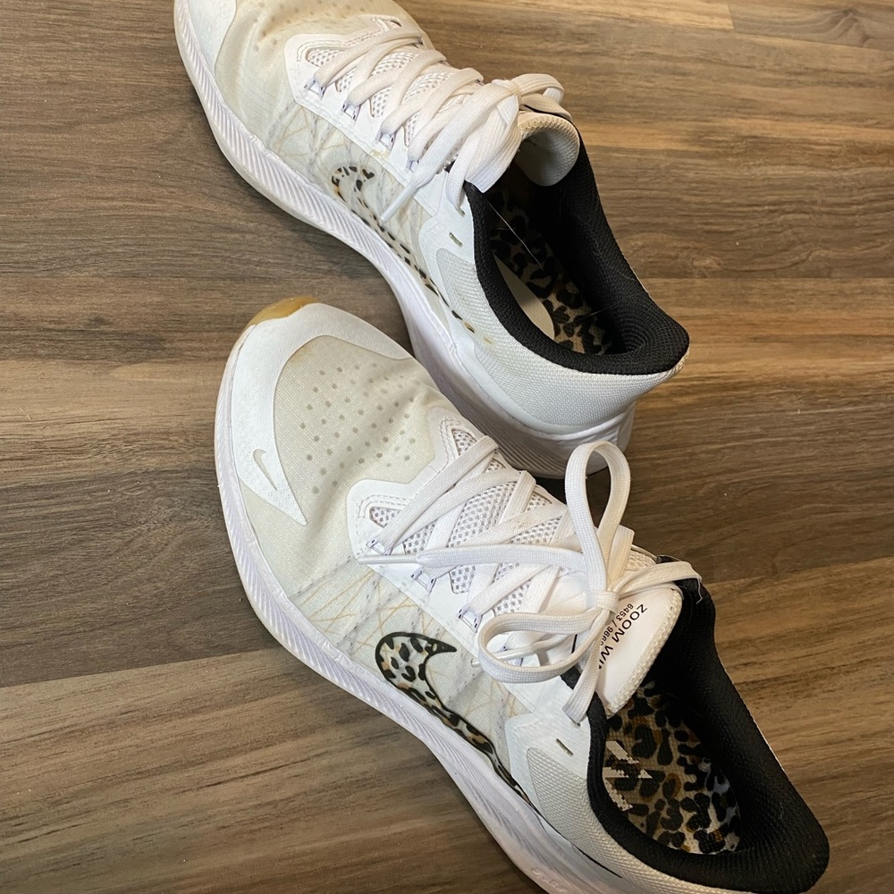 Nike Tennis Shoes